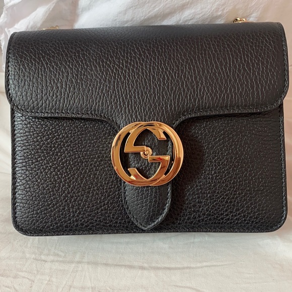 Gucci Handbags - Gucci Marmont Interlocking Crossbody EXCELLENT condition. Can be adjustable